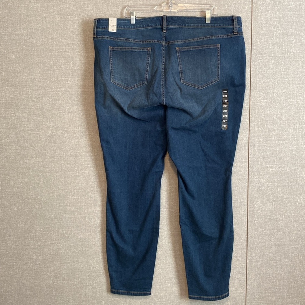 NWT Torrid Dark Blue New Skinny High Rise Jeans - Picture 5 of 8